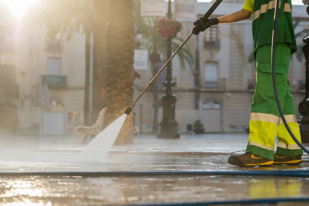 Best Roof Power Washing Services  in Seagraves, TX